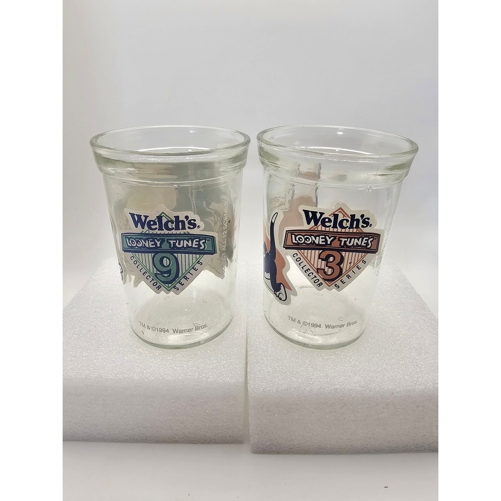 Vintage 1994 Welchs Looney Tunes Collector Series Glasses Set of 2 No 3 and 9